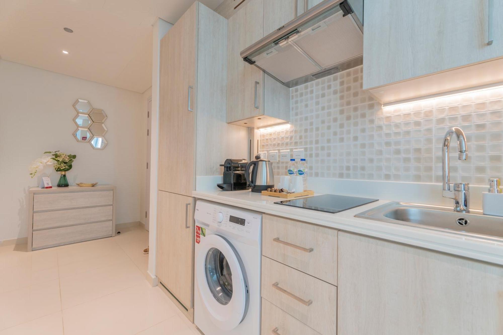 Studio With Private Beach Access At Palm Jumeirah Дубай Екстериор снимка